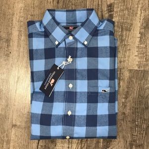 NWT Vineyard Vines performance flannel shirt (M)